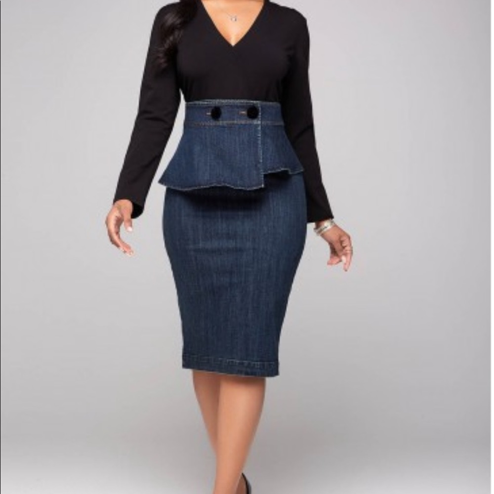 Contrast V Neck Long Sleeve Denim Dress